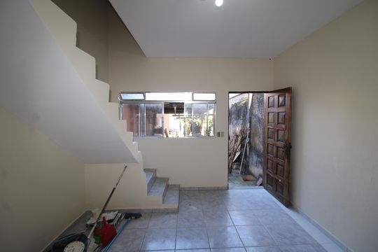 Sala de casa para alugar com 2 quartos, 135m² em Vila Nova Cachoeirinha, São Paulo