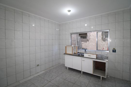 Cozinha de casa para alugar com 2 quartos, 135m² em Vila Nova Cachoeirinha, São Paulo