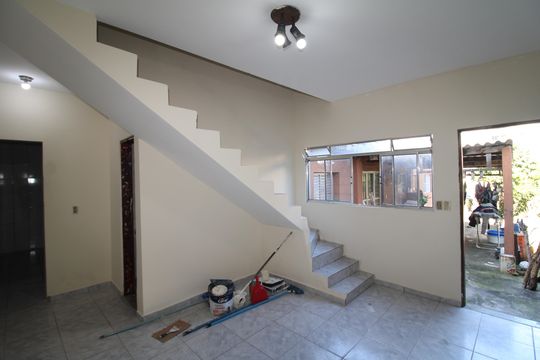 Sala de casa para alugar com 2 quartos, 135m² em Vila Nova Cachoeirinha, São Paulo