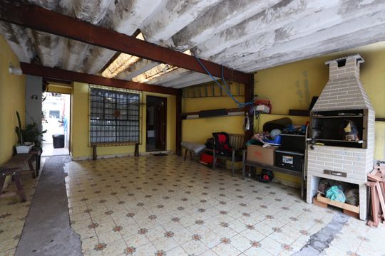 Garagem de casa à venda com 2 quartos, 120m² em Vila Anadir, São Paulo