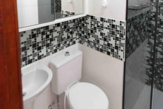 Banheiro de casa de condomínio à venda com 2 quartos, 100m² em Vila Formosa, São Paulo