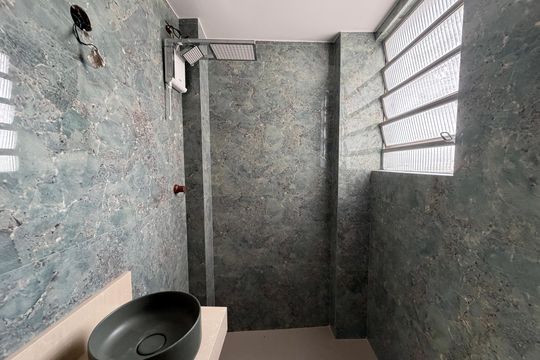 Banheiro de kitnet/studio à venda com 1 quarto, 26m² em Vila Prudente, São Paulo
