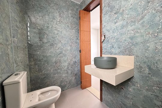 Banheiro de kitnet/studio à venda com 1 quarto, 26m² em Vila Prudente, São Paulo