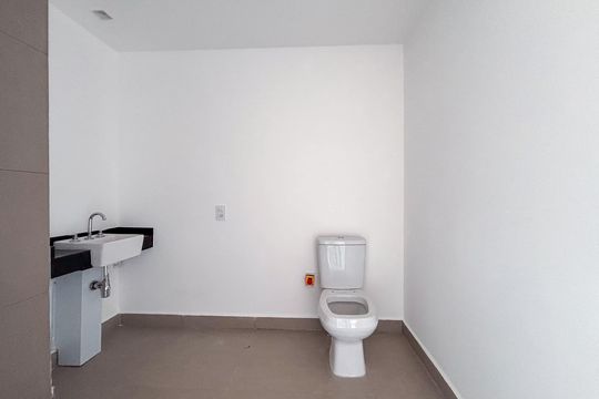 Banheiro de apartamento à venda com 1 quarto, 32m² em Vila Mariana, São Paulo
