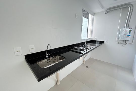 Cozinha de apartamento para alugar com 2 quartos, 40m² em Madureira, Rio de Janeiro