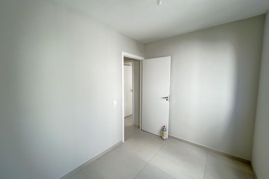 Quarto 1 de apartamento para alugar com 2 quartos, 40m² em Madureira, Rio de Janeiro