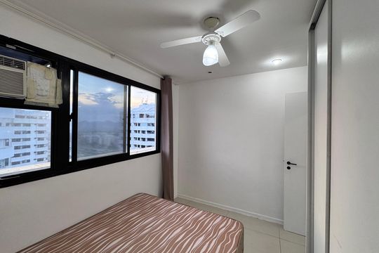 Quarto 2 de apartamento para alugar com 3 quartos, 180m² em Barra da Tijuca, Rio de Janeiro