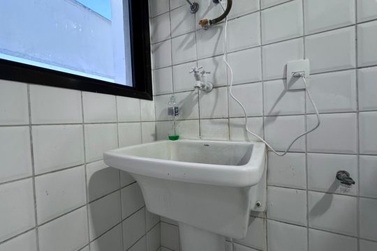 Área de Serviço de apartamento para alugar com 3 quartos, 180m² em Barra da Tijuca, Rio de Janeiro