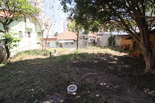 Quintal de casa à venda com 2 quartos, 125m² em Vila Osasco, Osasco