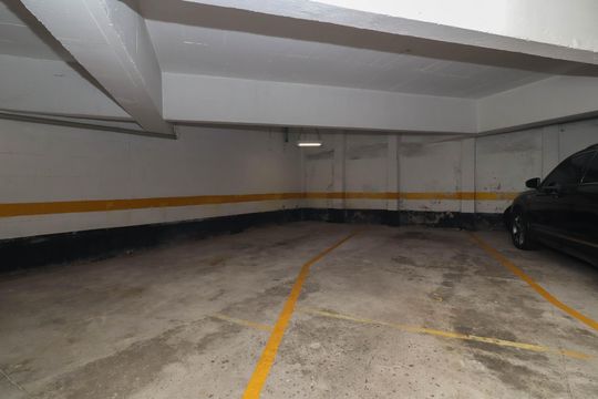 Garagem de apartamento para alugar com 3 quartos, 250m² em Cerqueira César, São Paulo