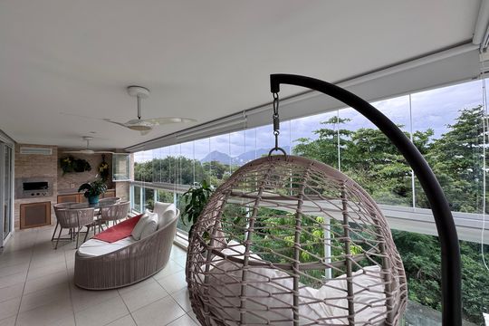 Varanda de apartamento à venda com 3 quartos, 227m² em Barra da Tijuca, Rio de Janeiro