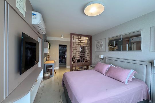 Suíte 1 Master de apartamento à venda com 3 quartos, 227m² em Barra da Tijuca, Rio de Janeiro