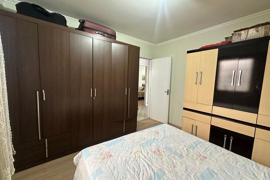 Quarto 1 de casa à venda com 5 quartos, 238m² em Vila Pindorama, Barueri