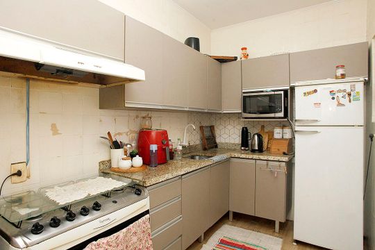 Cozinha de apartamento à venda com 3 quartos, 94m² em Centro Histórico, Porto Alegre