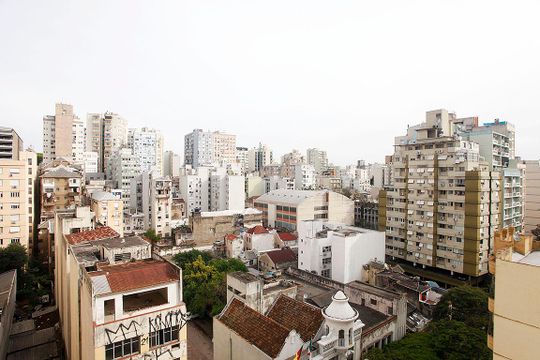  Vista da Sala de apartamento à venda com 3 quartos, 94m² em Centro Histórico, Porto Alegre