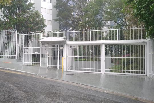 Fachada de apartamento à venda com 4 quartos, 176m² em Jardim das Laranjeiras, São Paulo