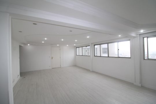 Apartamento à venda com 4 quartos, 176m² em Jardim das Laranjeiras, São Paulo