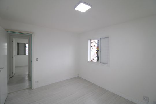 Quarto 2 de apartamento à venda com 4 quartos, 176m² em Jardim das Laranjeiras, São Paulo