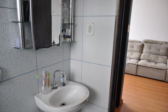 Banheiro de apartamento à venda com 2 quartos, 55m² em Engenho Novo, Rio de Janeiro