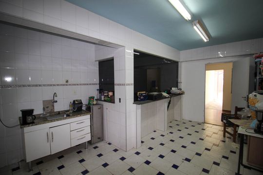 Cozinha de casa para alugar com 2 quartos, 350m² em Vila Barcelona, Sorocaba