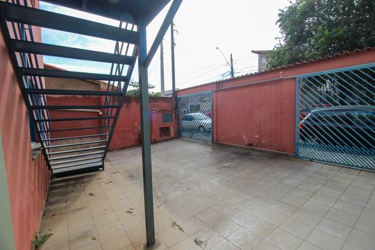 Garagem de casa para alugar com 2 quartos, 350m² em Vila Barcelona, Sorocaba