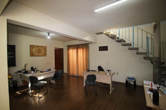 Casa para alugar com 2 quartos, 350m² em Vila Barcelona, Sorocaba