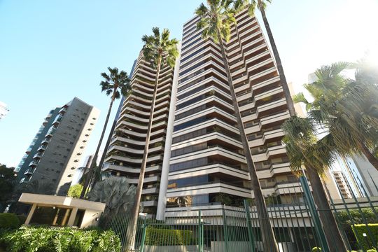 Fachada do Prédio de apartamento à venda com 4 quartos, 450m² em Cambuí, Campinas