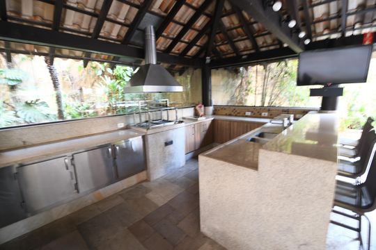 Área comum - Churrasqueira de apartamento à venda com 4 quartos, 450m² em Cambuí, Campinas