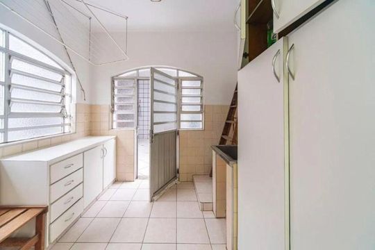 Casa à venda com 4 quartos, 275m² em Vila Valparaíso, Santo André
