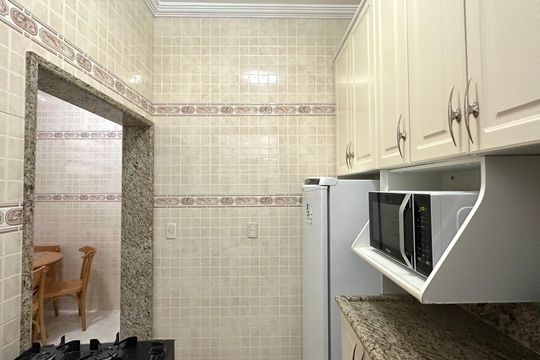 Cozinha de apartamento à venda com 1 quarto, 54m² em Copacabana, Rio de Janeiro