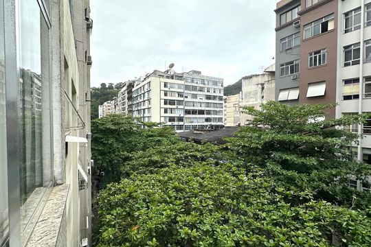 Vista Quarto de apartamento à venda com 1 quarto, 54m² em Copacabana, Rio de Janeiro
