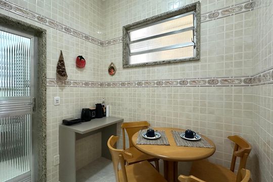 Cozinha de apartamento à venda com 1 quarto, 54m² em Copacabana, Rio de Janeiro