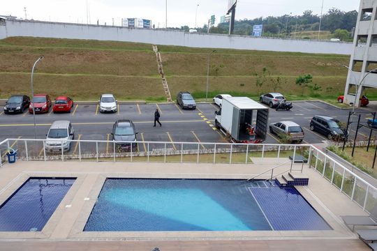 Vista da Sacada de apartamento para alugar com 2 quartos, 46m² em Piratininga, Osasco