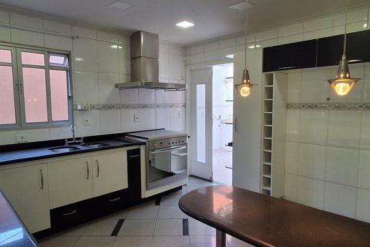 Cozinha de casa para alugar com 4 quartos, 420m² em Mauá, São Caetano do Sul