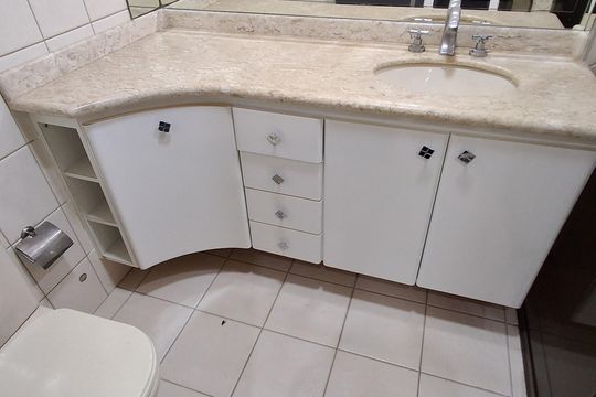 Banheiro da Suíte 3 de casa para alugar com 4 quartos, 420m² em Mauá, São Caetano do Sul
