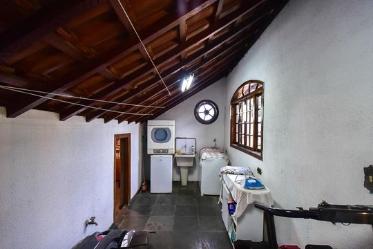 Área de Serviço de casa para alugar com 1 quarto, 176m² em Jardim da Gloria, Taboão da Serra