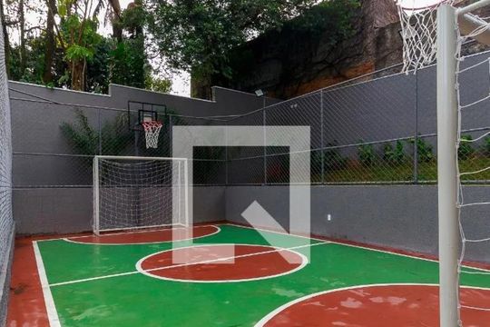 Quadra de apartamento à venda com 1 quarto, 26m² em Santo Amaro, São Paulo