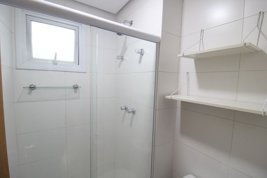 Banheiro Social de apartamento para alugar com 1 quarto, 42m² em Santana, São Paulo