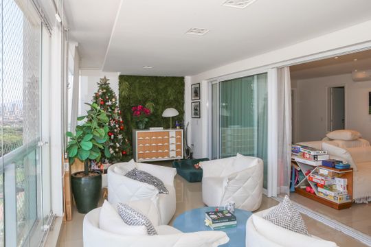 Varanda Gourmet de apartamento à venda com 4 quartos, 241m² em Água Branca, São Paulo