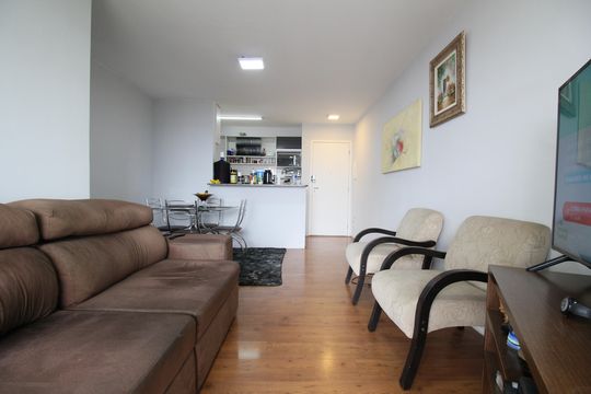 Sala de apartamento à venda com 3 quartos, 70m² em Jardim Parque Morumbi, São Paulo