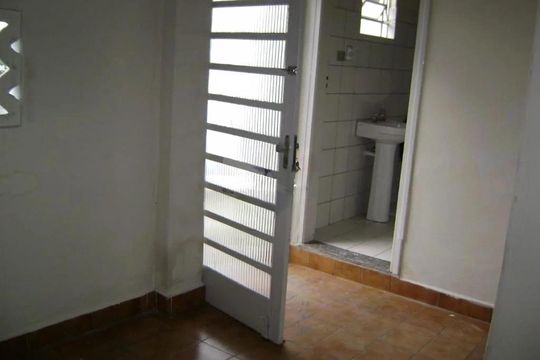 Casa para alugar com 2 quartos, 170m² em Vila Cruz das Almas, São Paulo