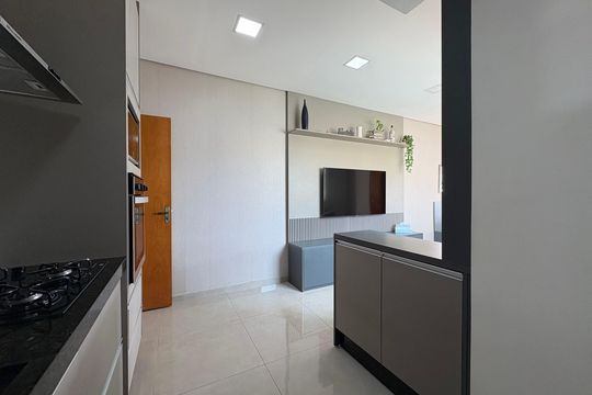 Cozinha de apartamento à venda com 2 quartos, 104m² em Vila Camilópolis, Santo André