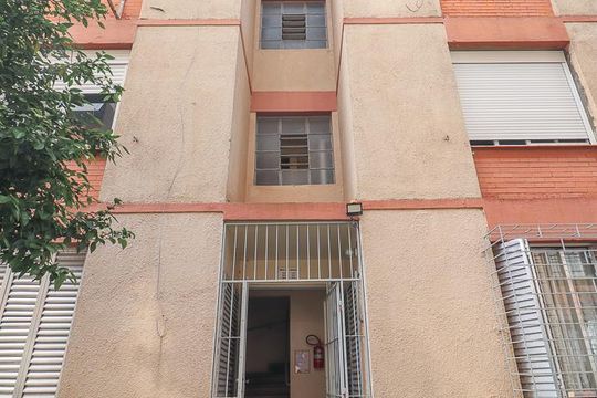 Fachada de apartamento para alugar com 1 quarto, 33m² em Jardim Itu, Porto Alegre