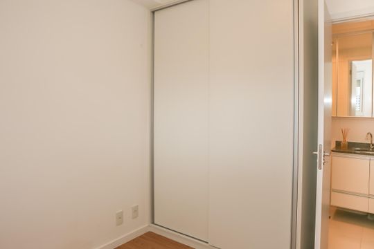 Quarto 1 de apartamento para alugar com 2 quartos, 37m² em Lapa de Baixo, São Paulo