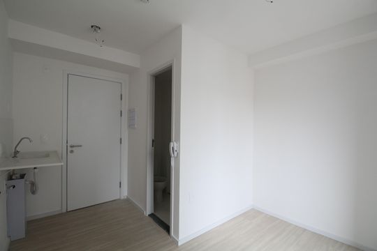 Studio de kitnet/studio para alugar com 1 quarto, 15m² em Vila Plana, São Paulo