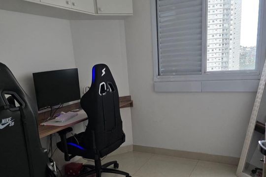 Quarto 2 de apartamento para alugar com 2 quartos, 41m² em Itaquera, São Paulo