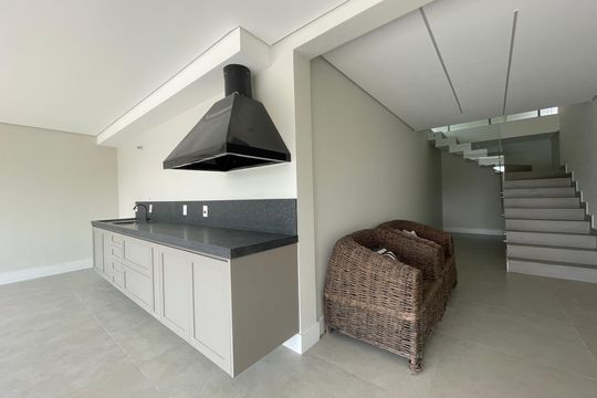 Área gourmet de casa de condomínio para alugar com 4 quartos, 484m² em São Paulo Ii, Cotia
