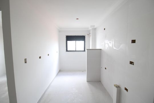 Sala / Cozinha de apartamento à venda com 2 quartos, 45m² em Vila Paulista, Guarulhos