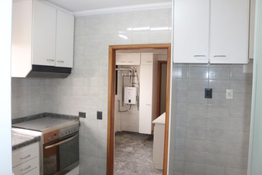Cozinha de apartamento à venda com 3 quartos, 167m² em Santa Paula, São Caetano do Sul