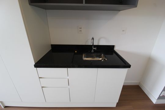 Cozinha de kitnet/studio para alugar com 1 quarto, 24m² em Vila Olímpia, São Paulo